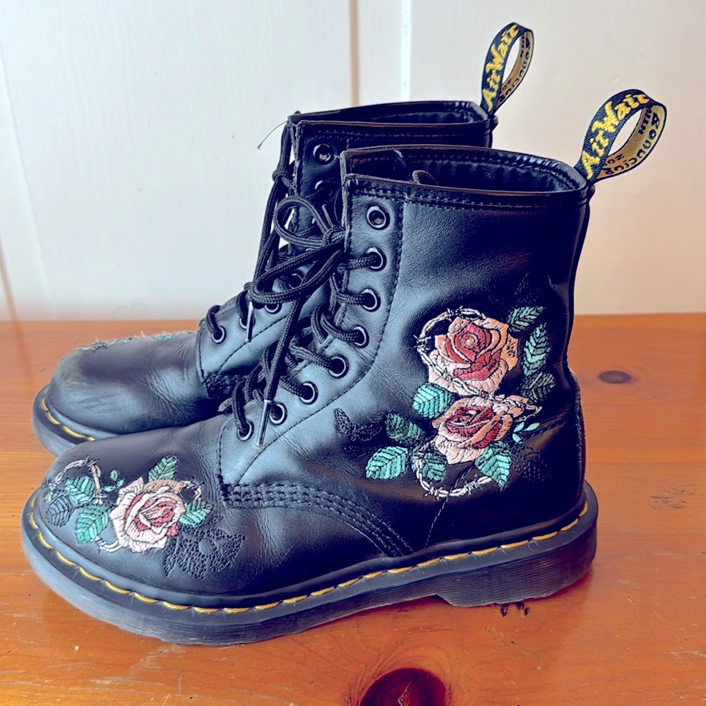 Dr Martin ‘Rose & wire’ combat boots